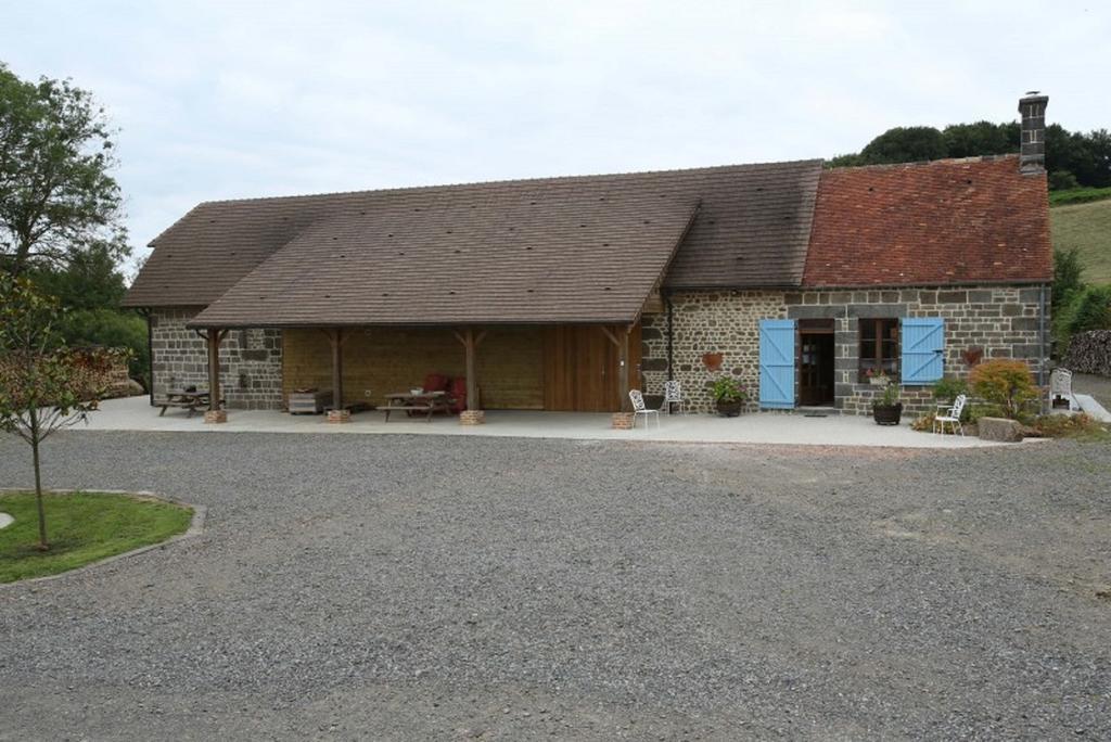 Ferme Cidricole Hugues Desfrieches Bed and Breakfast Sainte-Marguerite-de-Carrouges Exteriör bild